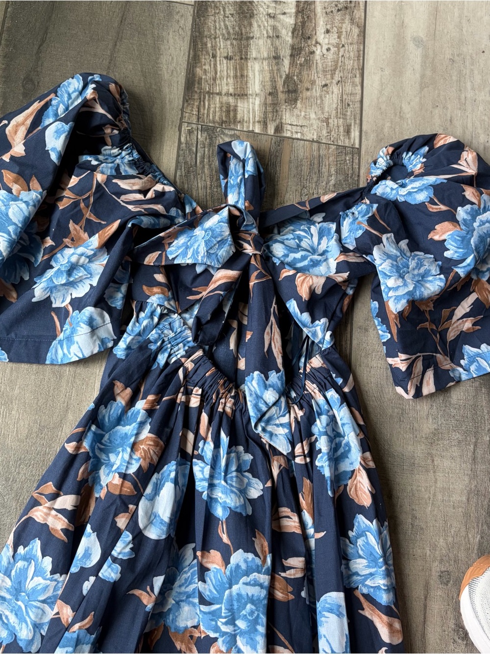 Abercrombie & Fitch Floral Midi Dress Size Small Petite - Picture 3 of 6